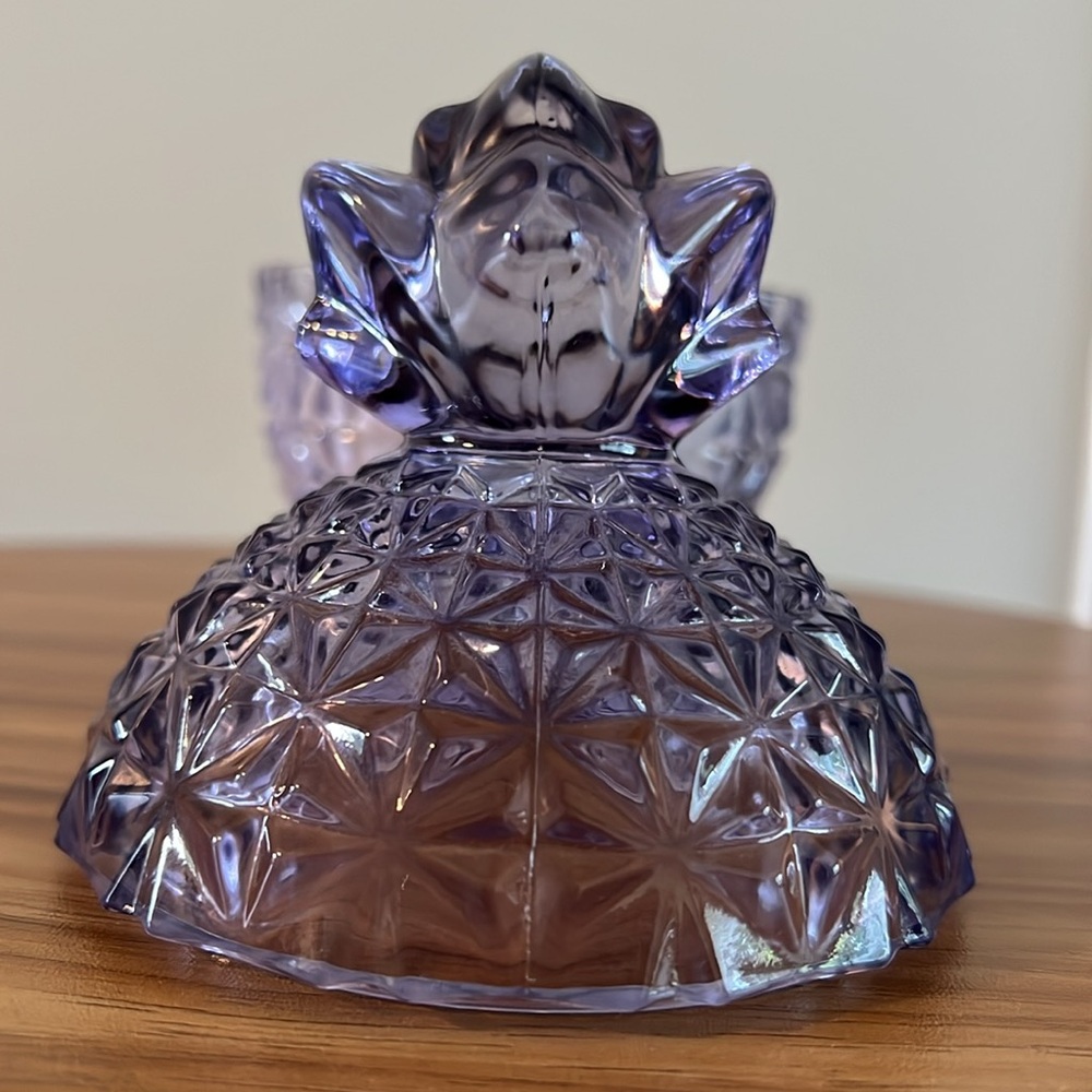 SEA & SAND candle in EXCELLENT LIKE-NEW CONDITION!! Hanalei Wildflower scent. - Picture 8 of 11